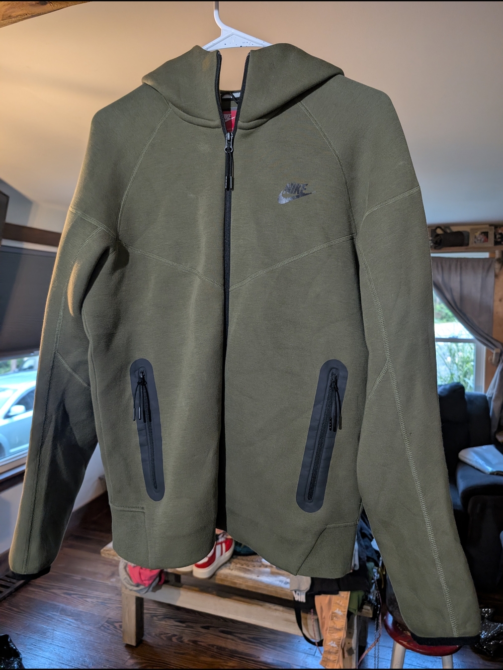 Nike Men’s Olive Green Hoodie And Matching Sweats Size Small